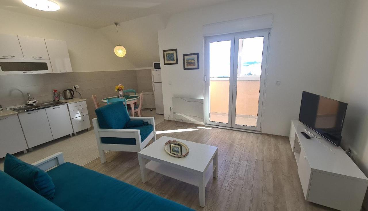 Apartment Mihaela Žabljak Exteriör bild